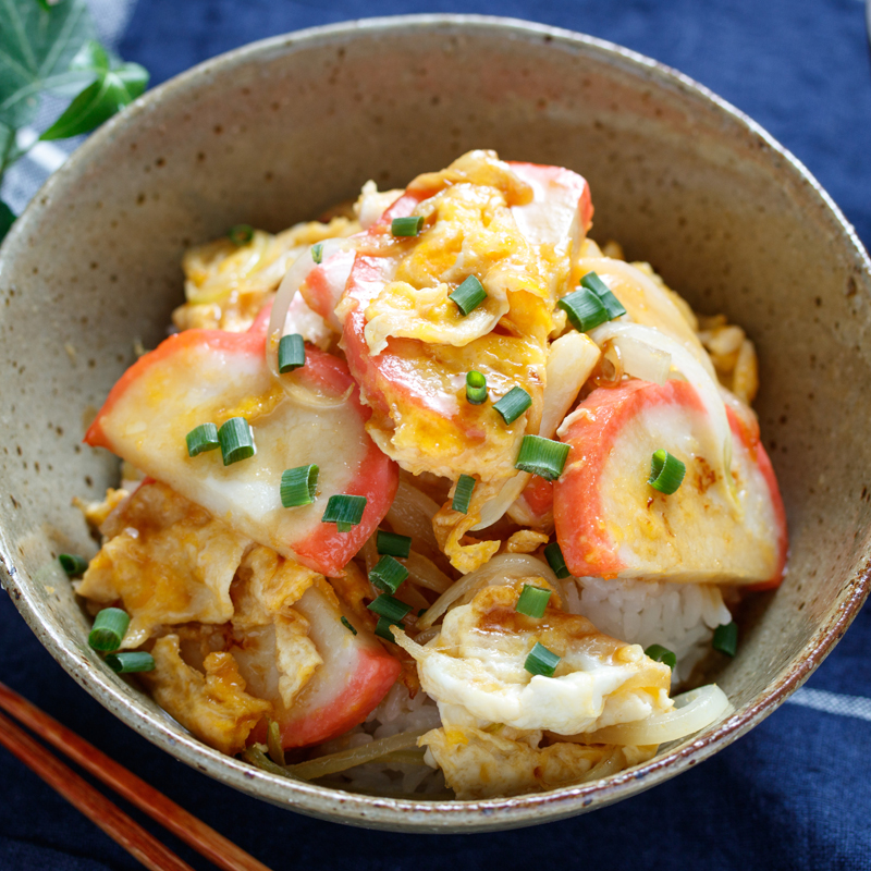 ふわふわ卵とかまぼこのバター醤油丼 レシピ集 一正蒲鉾株式会社